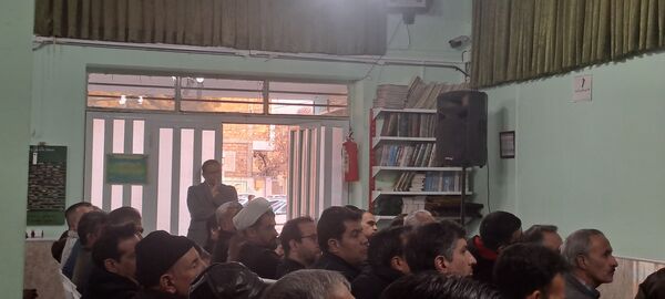جلسه آموزش خانواده ویژه والدین پایه‌های دهم و یازدهم در دبیرستان شاهد ابوذر غفاری 