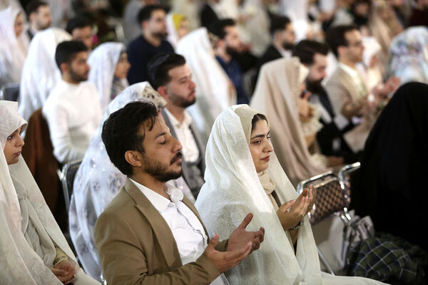 جشن ازدواج ۶۵۰ زوج دانشجوی دانشگاه‌های قم در سالروز میلاد جوادالائمه(س)
