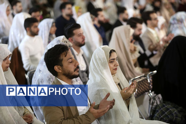 جشن ازدواج ۶۵۰ زوج دانشجوی دانشگاه‌های قم در سالروز میلاد جوادالائمه(س)