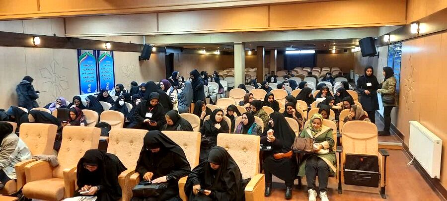 برگزاری دوره ضمن خدمت «هوش مصنوعی در آموزش»