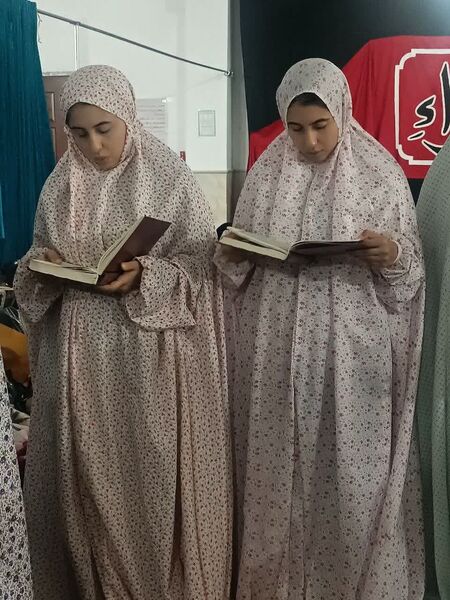 اعتکاف دانش‌آموزان دختر در مسجد سیدالشهدا شهرستان بجنورد 
