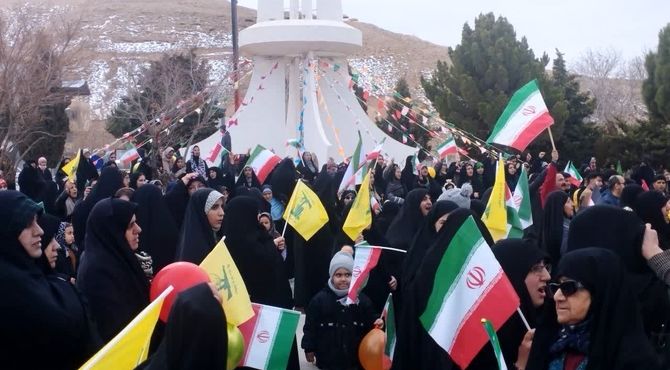 حماسه وحدت در چهل‌وهفتمین فجر انقلاب در دیباج
