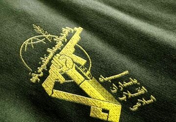 توقف دو کشتی در تنگه هرمز/ سپاه: متجاوزان آمریکایی و شرکایش حق عبور از تنگه را ندارند