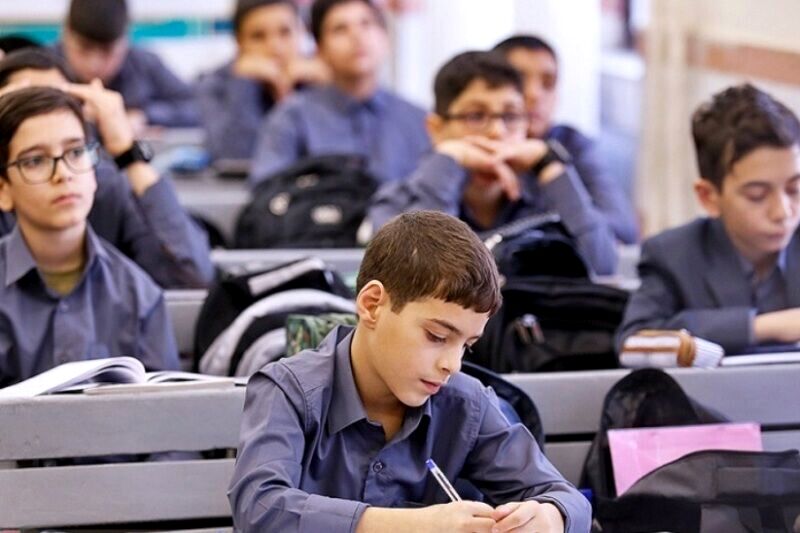 آموزش و پرورش در جامعه امروز باید به یک سیستم جامع تبدیل شود