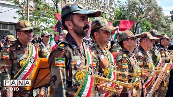 بانوان آماده به رزم تربت جام در اجتماع دختران جان فداسنگ تمام گذاشتند
