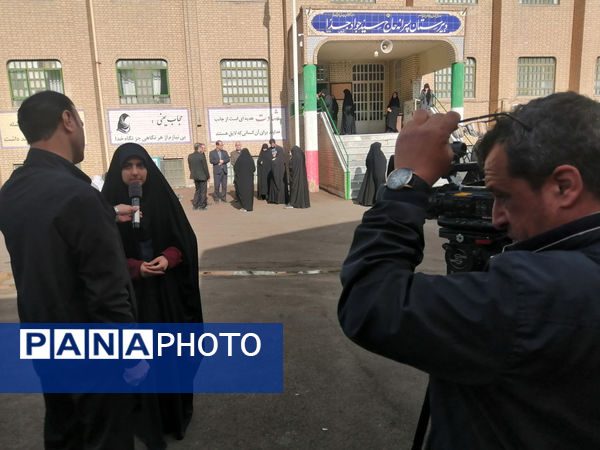 مانور زلزله و ایمنی در دبیرستان شاهد رضویه قم