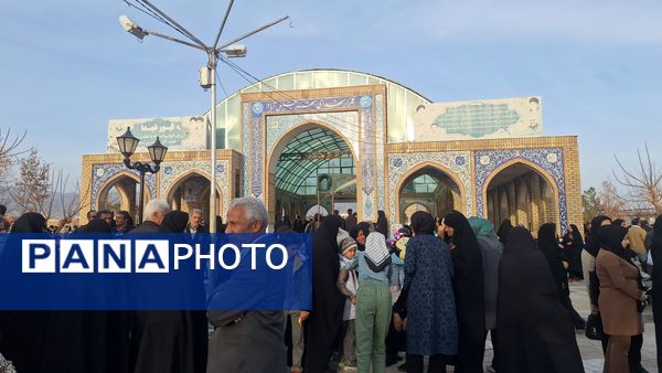 آیین چراغ برات در مزار شهیدان خلیل آباد 