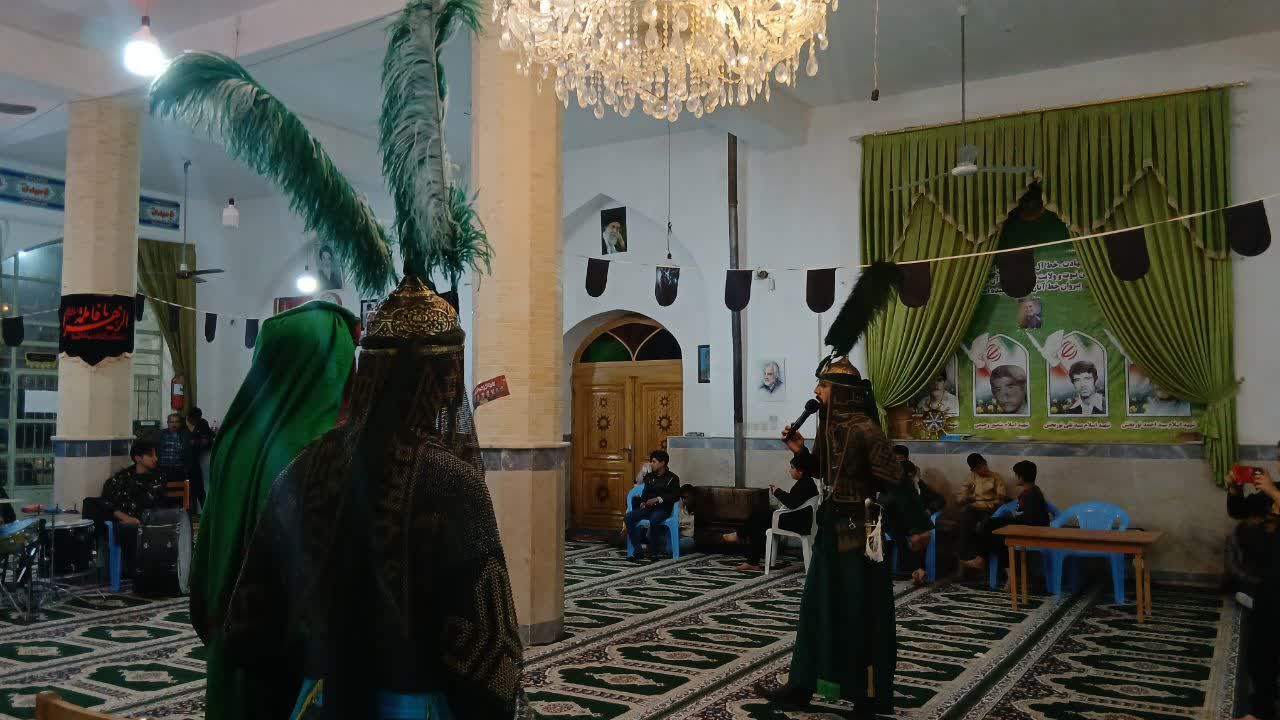 مراسم تعزیه خوانی شهادت حضرت عباس(ع) توسط ذاکرین دهستان شوراب صغیر