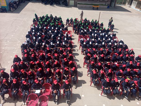 روایت گری جنگ تحمیلی هشت سال دفاع مقدس در دبیرستان دخترانه شاهد قدسیان 