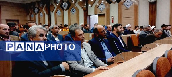 جلسه شورای اداری کاشمر