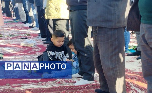  نماز عید سعید فطر در جوار شهدای شهر بار