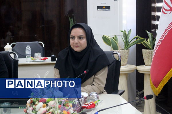 کارگاه آموزشی ویژه بانوان شاغل در اداره‌کل آموزش و پرورش استان بوشهر 