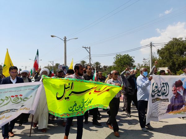 ابراز همدردی مردم سندرک و فین با مردم فلسطین در راهپیمایی روز قدس