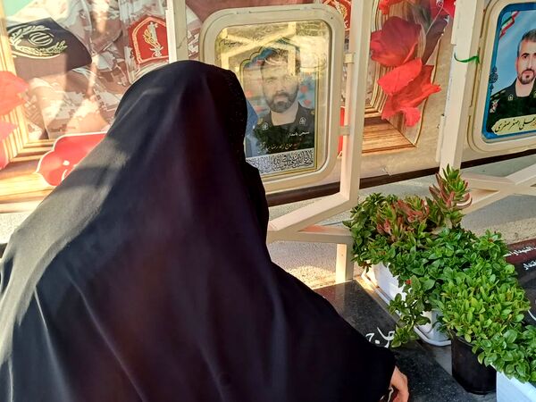 روز دوم طرح ایرانیوم(طرح ولایت) در گلستان شهدای اصفهان 