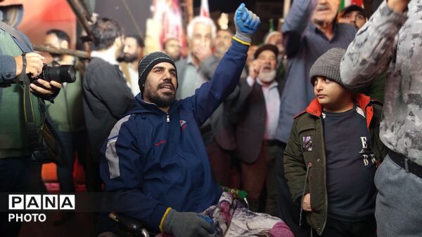 شبی دیگر از حماسه خیابان در بروجرد 