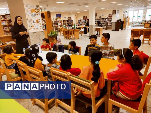 هفته دفاع مقدس در کتابخانه الزهرا بجنورد