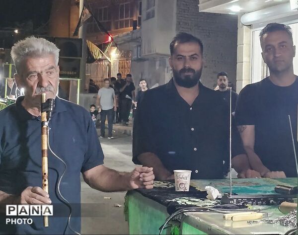 عزاداری پرشور مردم سامن در سوگ امام حسین (ع)