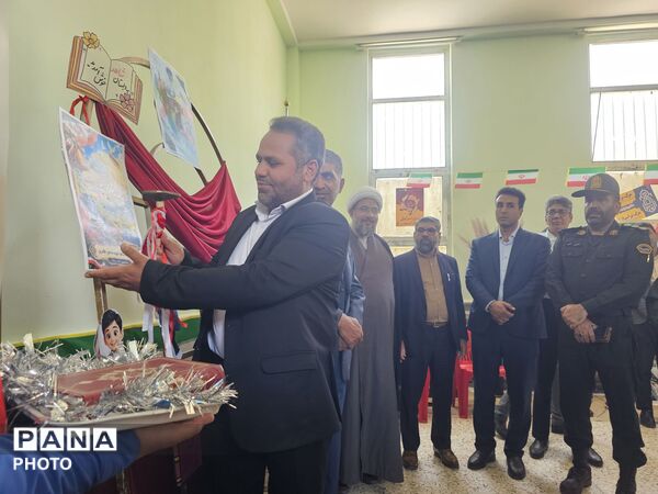 گرامیداشت روز پرچم در دبستان شاهد شهید منصور عامری