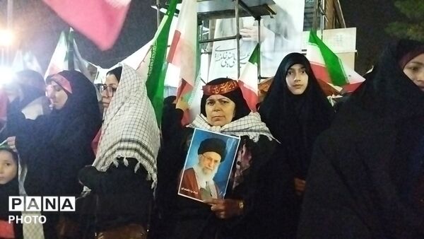 گذری بر سی و ششمین  حماسه مردم نیشابور در بلوار فضل 
