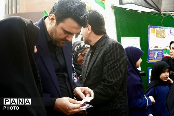 دلنش آموزان گرگانی در سوگ دانش آموزان میناب