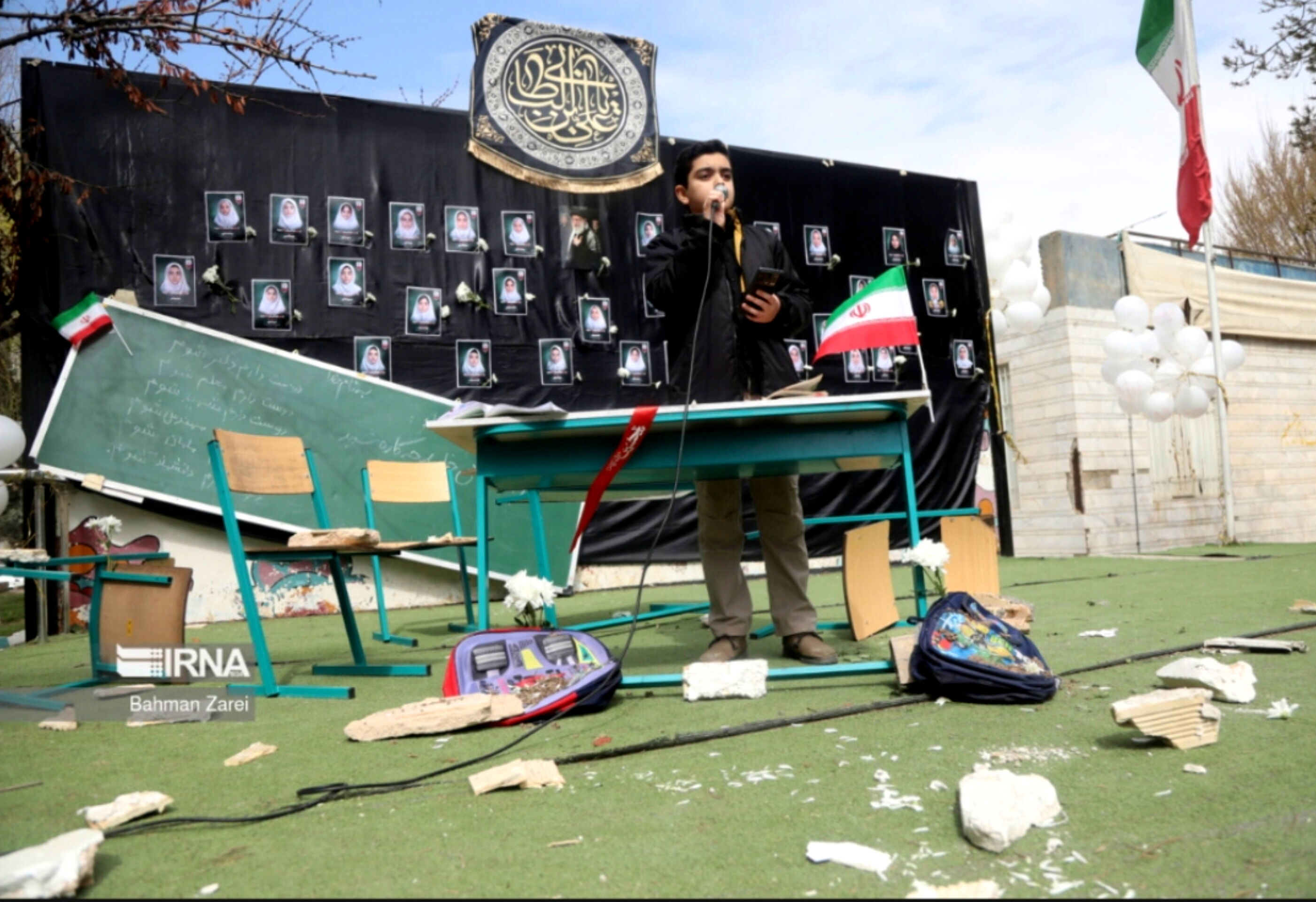 سوگ کرمانشاهی‌ها برای دانش‌آموزان شهید میناب