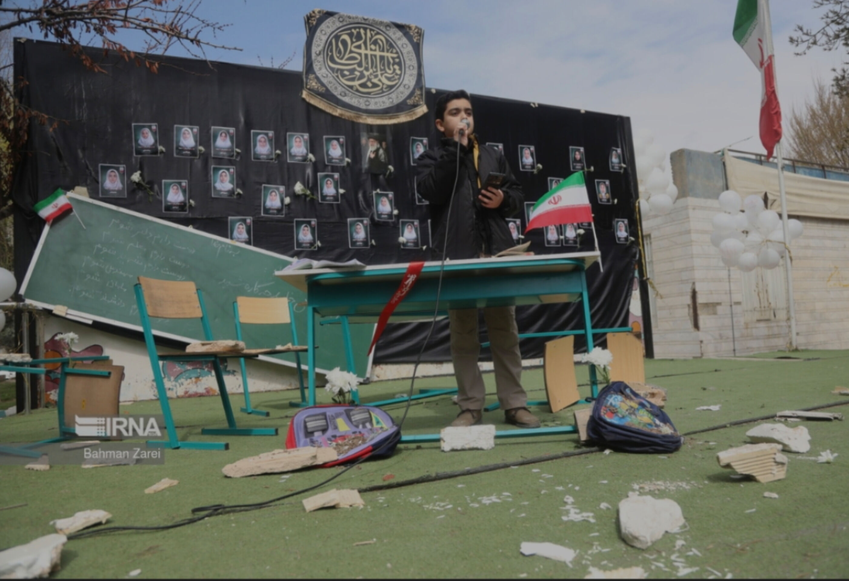 سوگ کرمانشاهی‌ها برای دانش‌آموزان شهید میناب