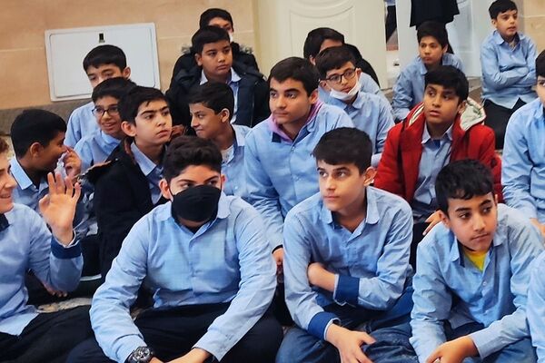 معاینات پزشکی دانش‌آموزان مدرسه انصارالمهدی قرچک