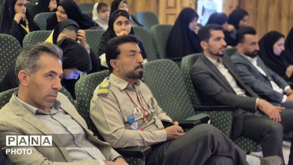 گردهمایی خانواده سازمان دانش‌آموزی 