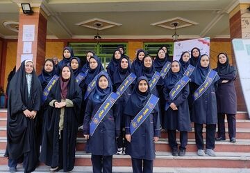 برگزاری انتخابات همیار مشاور در دبیرستان حضرت ولی‌عصر(عج) ناحیه یک شهرری