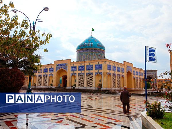 کاشمر در برگریزان پاییز