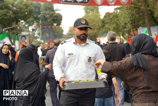روایت قدم های جامانده از راهپیمایی اربعین حسینی