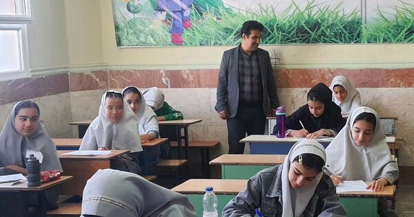 نظارت و بازدید مسئولان آموزش و پرورش‌ اشتهارد از حوزه‌های امتحانی