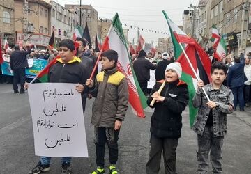 سیل خروشان جمعیت در تجدید عهد با رهبرانقلاب اسلامی