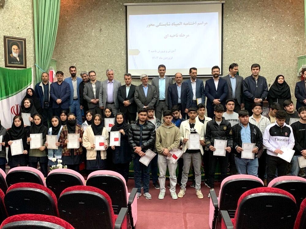 هنرستان‌ها نقش به‌سزایی در اشتغالزایی جامعه دارند