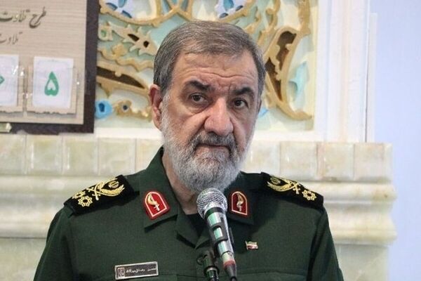 محسن رضایی: تنگه هرمز تا تغییر رفتار آمریکا بسته است