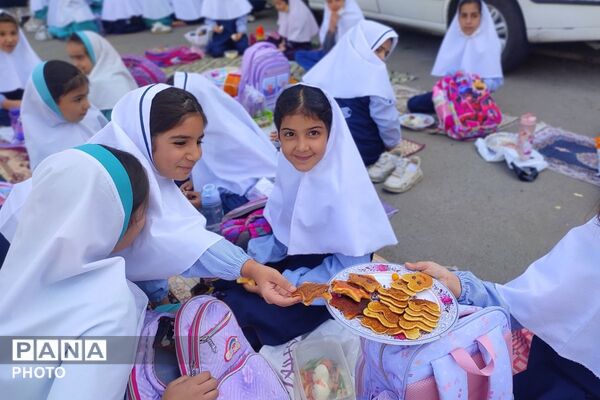 صبحانه سالم،زنگ آغاز نشاط و یادگیری در مدرسه شهید معظم