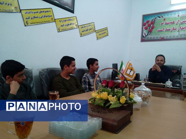 جلسه فرمانده واحد های بسیج دانش‌آموزی در شهرستان خلیل‌آباد