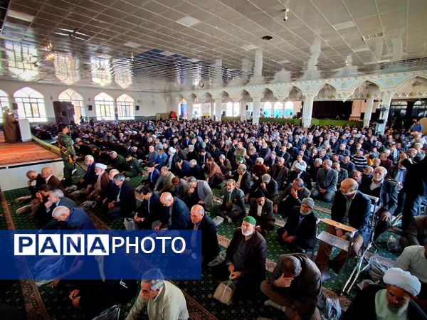نماز عبادی سیاسی جمعه در شهرستان کاشمر 