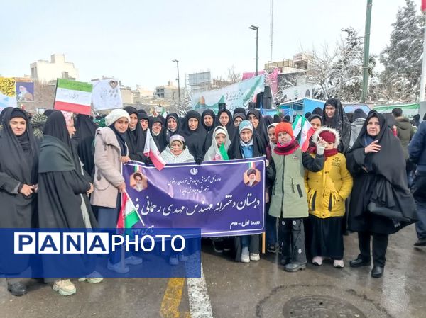 راهپیمایی یوم الله ۲۲بهمن، تجدید میثاق با آرمان‌های اسلام در مشهد مقدس