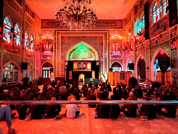 مراسم عزاداری امام حسین (ع) در شب تاسوعای حسینی 