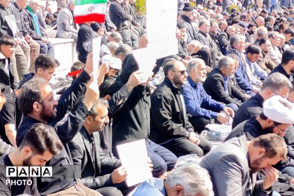 خروشِ بصیرت در صحن امامزاده جعفر (ع)؛ تالار قرآن پیشوا گنجایش دریای سوگواران مقتدا را نداشت