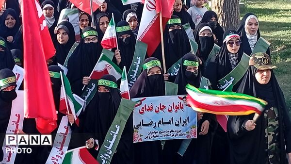 هم‌زمانی شکوه آسمان و زمین؛ ولادت امام رضا (ع) در سایه رژه اقتدار ملی