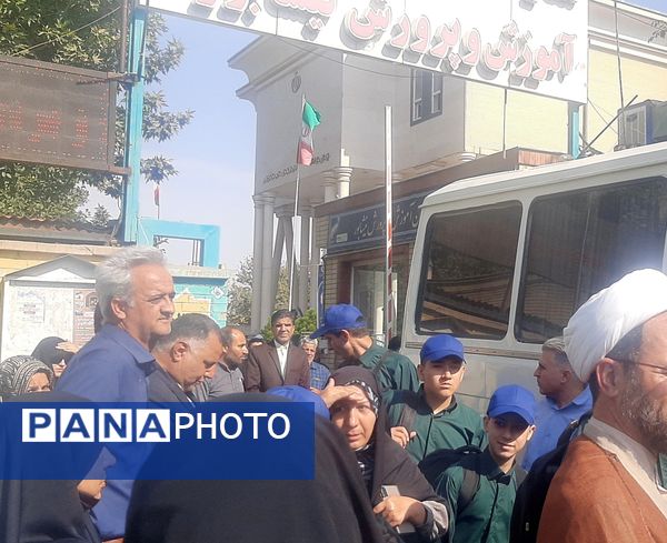 اعزام دانش‌آموزان گروه سرود سفینة النجاة نیشابور به پیاده‌روی اربعین حسینی 