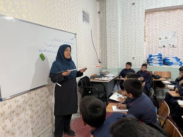 گرامیداشت روز جهانی نابینایان در آموزشگاه شهید محمد منتظر قائم خاتم