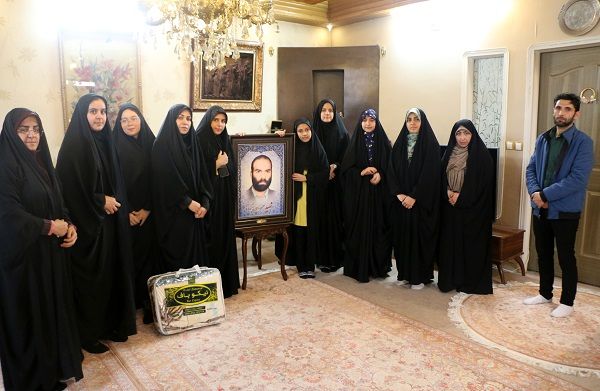 دیدار خبرنگاران پانا استان قم با خانواده معلم شهید «حسن محدثی»

