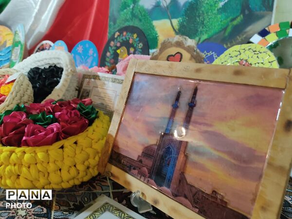 «از ریشه تا رویش» در باغ دولت‌آباد یزد