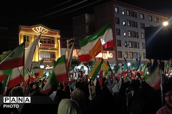 حماسه ۶۷ شب پایداری در ملارد؛ مردم در حمایت از جمهوری اسلامی به خیابانها آمدند