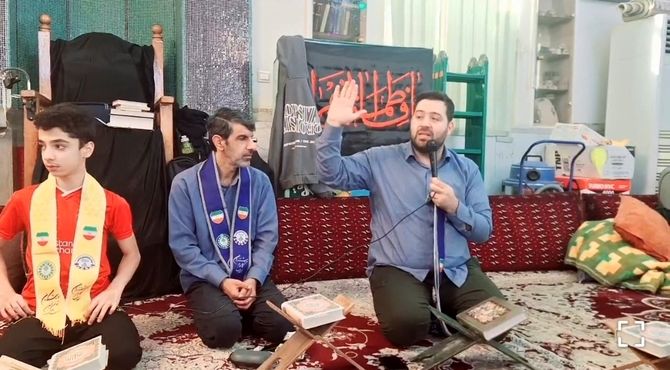 اعتکاف دانش‌آموزی در گرگان