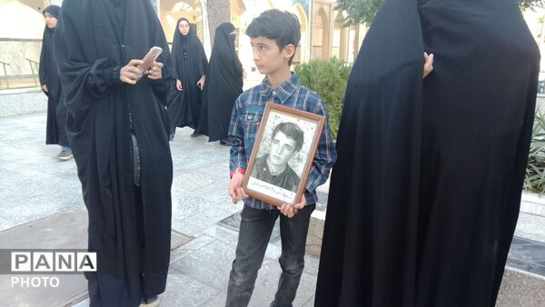 مراسم گرامیداشت هفته دفاع مقدس در گلزار شهدای شهرستان نیشابور 