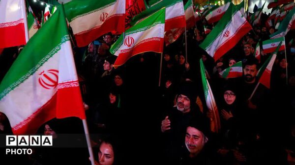 سی‌امین شب تجدید بیعت مردم فردیس با رهبر مظلومان در آستانه ادامه راه شهدا